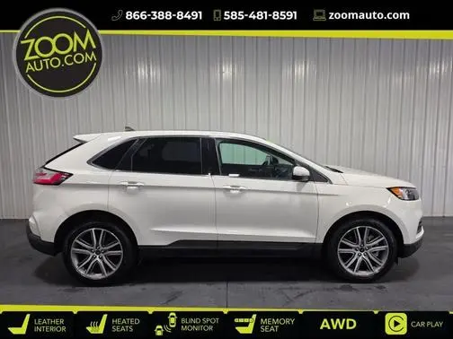 2022 Ford Edge Titanium AWD photo