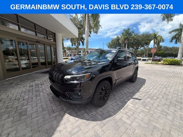 2023 Jeep Cherokee Altitude Lux 4WD photo