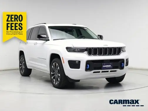 2022 Jeep Grand Cherokee Overland 4WD photo