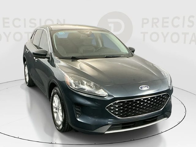 2022 Ford Escape SE FWD photo