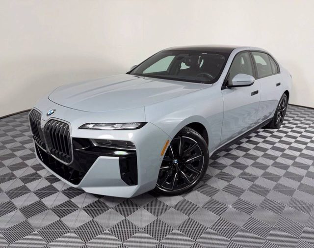 2023 BMW 7 Series 740i RWD photo