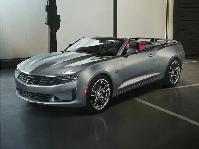 2023 Chevrolet Camaro LT1 RWD photo