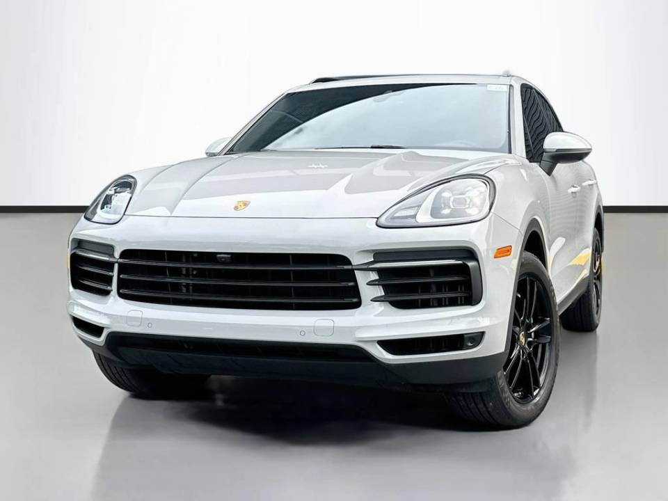 2023 Porsche Cayenne  AWD photo
