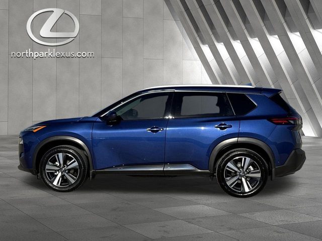 2023 Nissan Rogue SL FWD photo