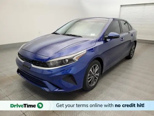 2023 Kia Forte LXS FWD photo