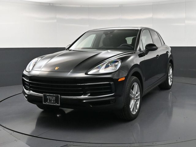 2023 Porsche Cayenne AWD photo