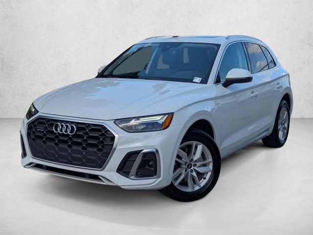 2023 Audi Q5 S line Premium AWD photo