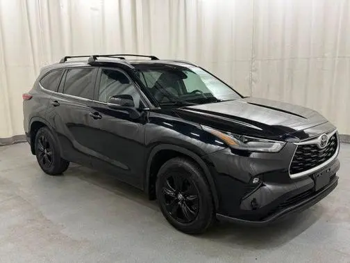 2023 Toyota Highlander XLE AWD photo