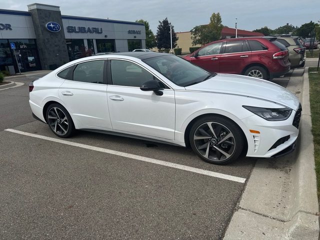 2023 Hyundai Sonata SEL Plus FWD photo