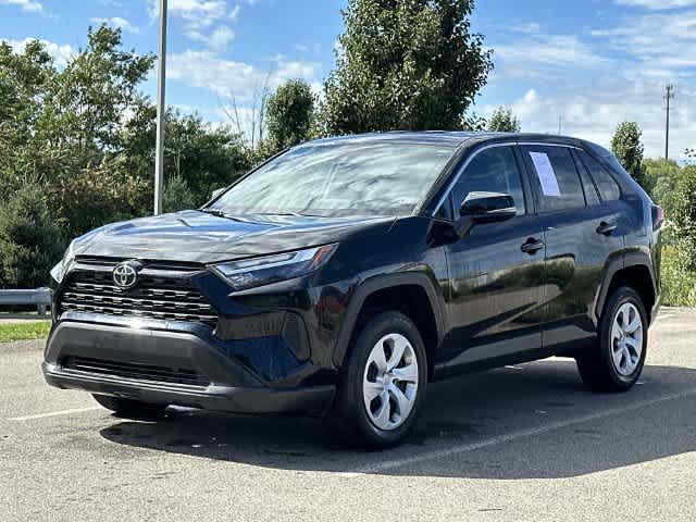 2023 Toyota RAV4 LE AWD photo
