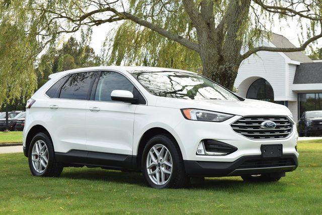 2022 Ford Edge SEL AWD photo