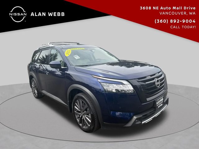 2023 Nissan Pathfinder SL 4WD photo