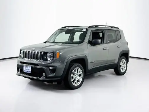 2022 Jeep Renegade Latitude 4WD photo