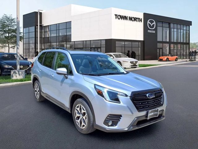 2023 Subaru Forester Premium AWD photo