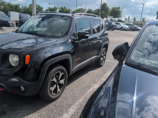 2022 Jeep Renegade Trailhawk 4WD photo
