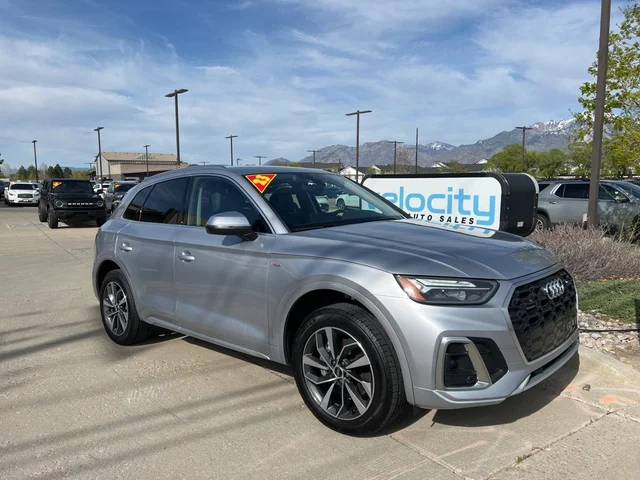 2023 Audi Q5 S line Premium AWD photo