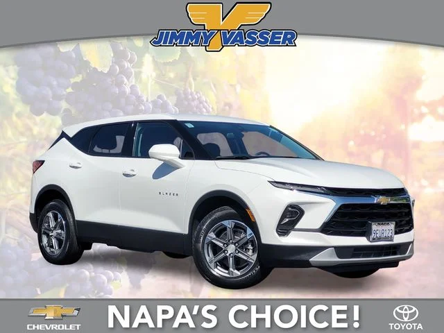 2023 Chevrolet Blazer LT AWD photo
