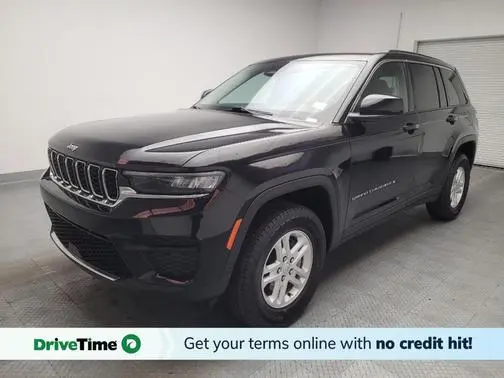 2023 Jeep Grand Cherokee Laredo RWD photo