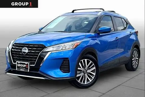 2023 Nissan Kicks SV FWD photo