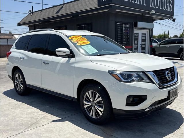 2020 Nissan Pathfinder SL FWD photo