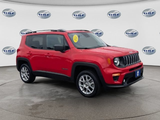 2022 Jeep Renegade Latitude 4WD photo