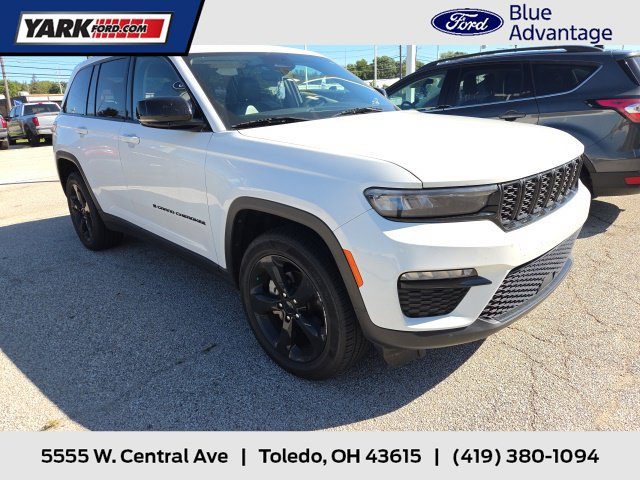 2023 Jeep Grand Cherokee Limited 4WD photo