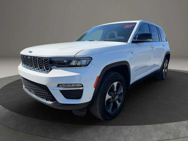 2022 Jeep Grand Cherokee  4WD photo