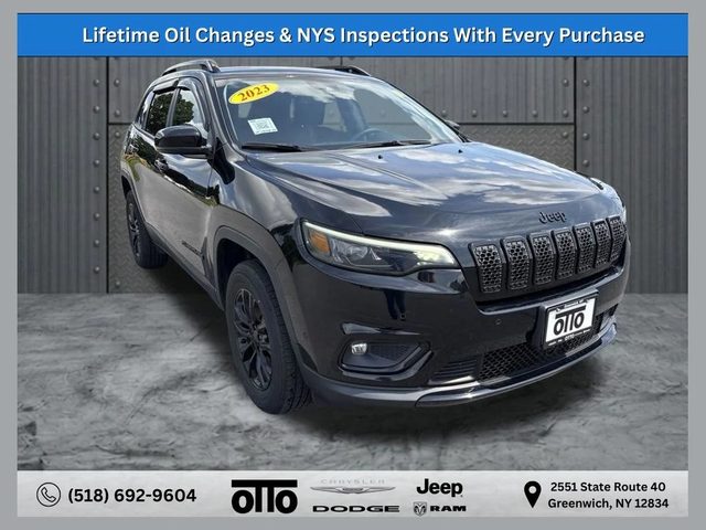 2023 Jeep Cherokee Altitude Lux 4WD photo