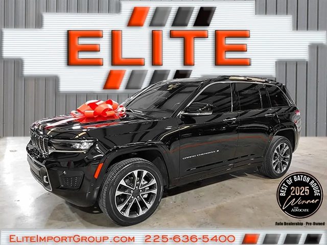 2023 Jeep Grand Cherokee Overland RWD photo