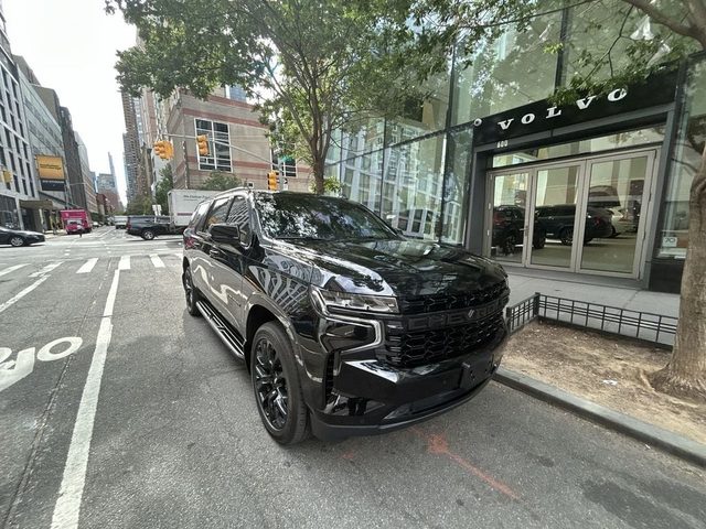 2023 Chevrolet Suburban RST 4WD photo