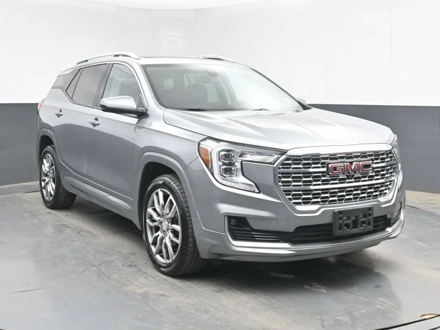 2023 GMC Terrain Denali AWD photo