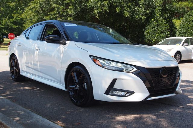2022 Nissan Sentra SR FWD photo