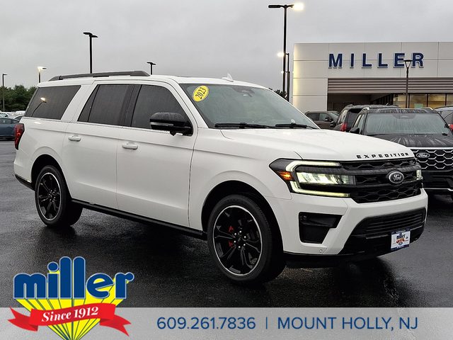 2023 Ford Expedition Max Limited 4WD photo