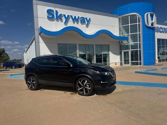 2022 Nissan Rogue Sport SL AWD photo