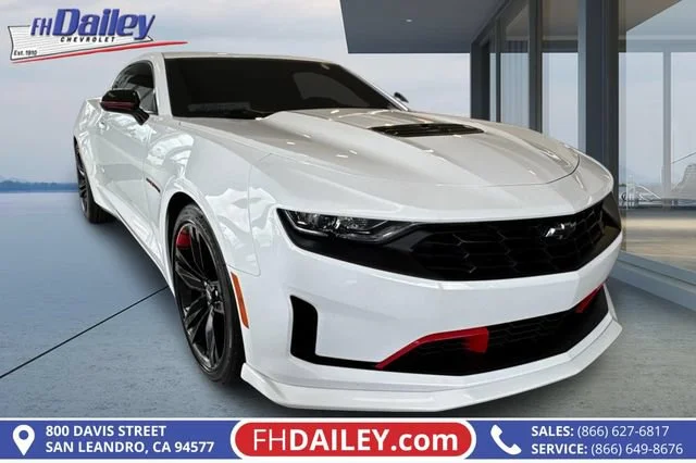2023 Chevrolet Camaro LT1 RWD photo