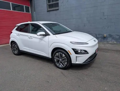 2023 Hyundai Kona SE FWD photo