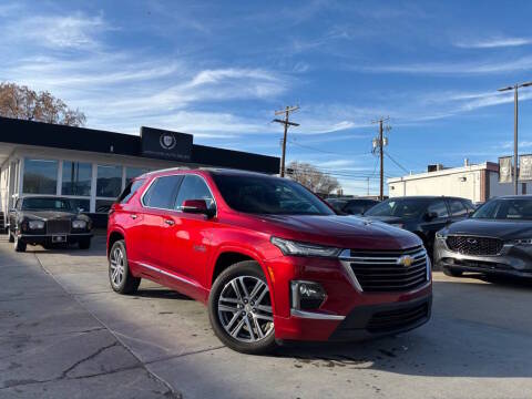2023 Chevrolet Traverse High Country AWD photo