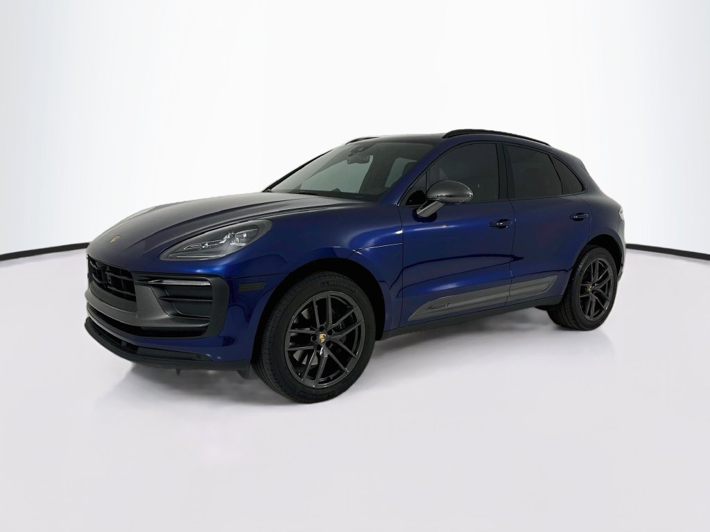 2023 Porsche Macan T AWD photo