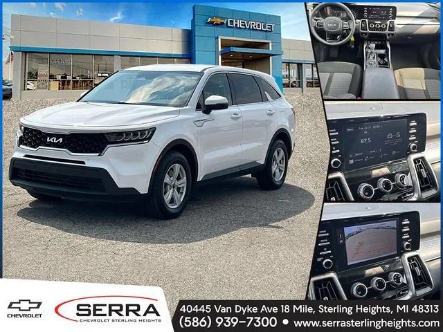 2023 Kia Sorento LX FWD photo