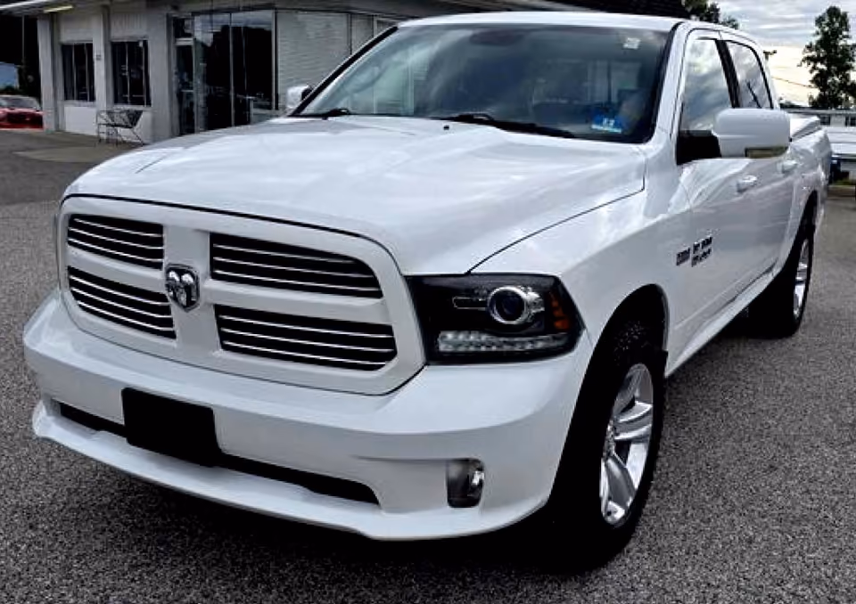 2016 Ram 1500 Sport 4WD photo