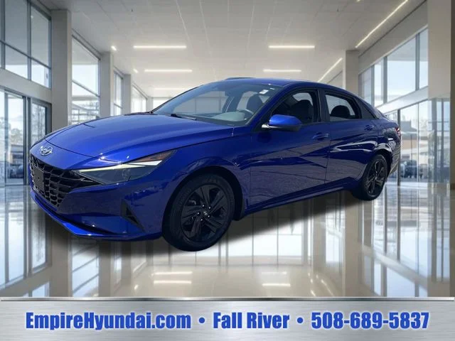 2023 Hyundai Elantra SEL FWD photo