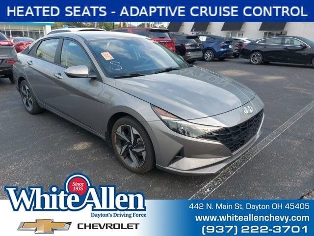 2023 Hyundai Elantra SEL FWD photo