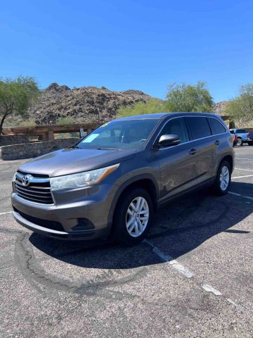 2015 Toyota Highlander LE FWD photo