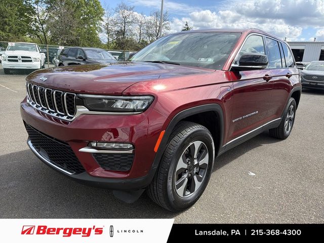 2022 Jeep Grand Cherokee 4WD photo