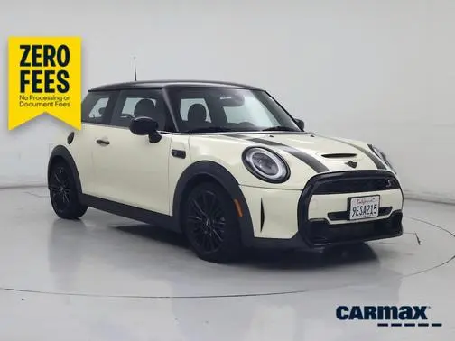 2023 MINI Hardtop 2 Door Cooper S FWD photo