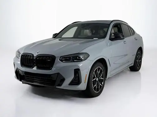 2023 BMW X4 M40i AWD photo