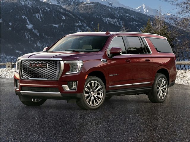 2023 GMC Yukon XL AT4 4WD photo