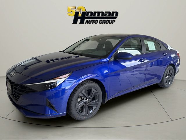 2023 Hyundai Elantra SEL FWD photo