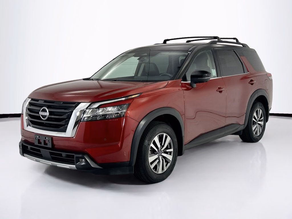2023 Nissan Pathfinder SL FWD photo