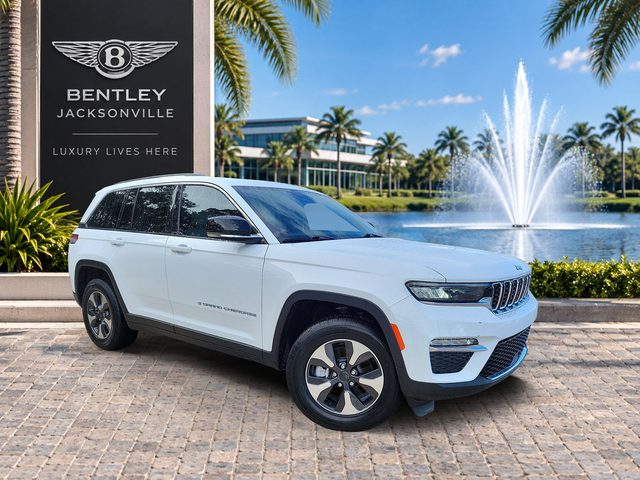 2023 Jeep Grand Cherokee 4WD photo